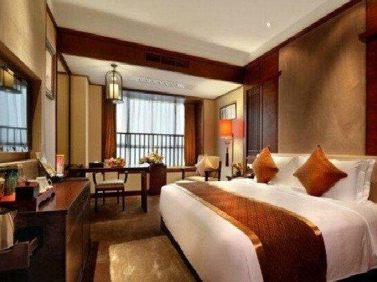 Chutian Junlin Hotel - Photo5