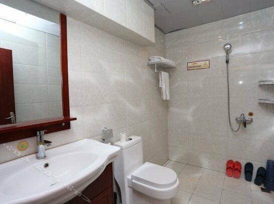 Curitis Hotel - Photo5