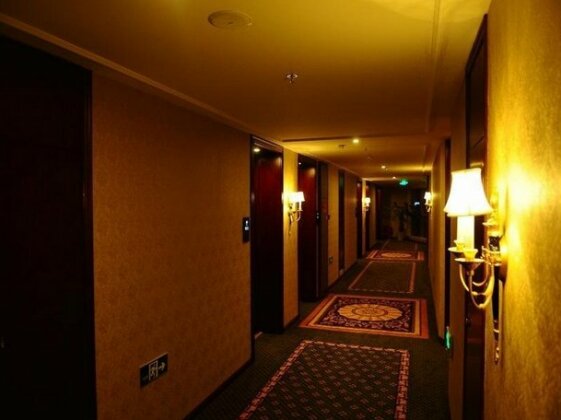 Eiffel International Hotel Chengdu - Photo2