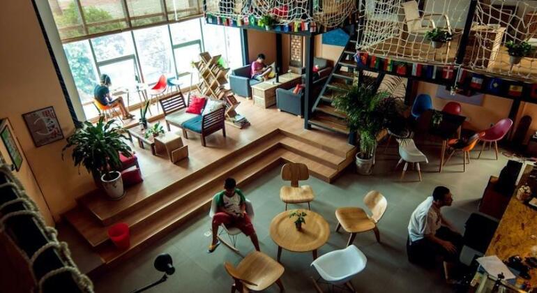 Free Guys Youth Hostel - Photo2