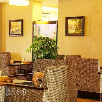 Golden Lake Hotel Chengdu - Photo2