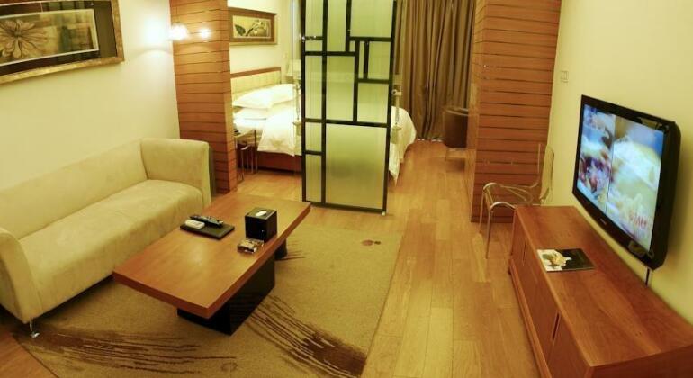 Grand Hotel Chengdu - Photo4
