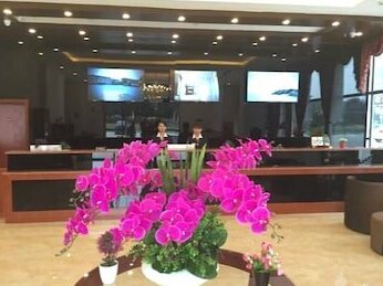 GreenTree Inn SiChuan Chengdu Chongzhou Shiji Avenue Longteng Decorative City Business Hotel - Photo5