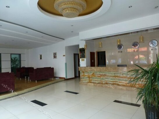 Guyuan Business Hotel - Photo2