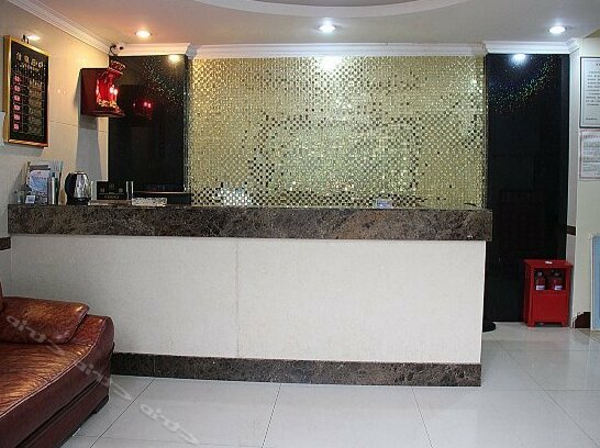 Haoting Chain Hotel Chengdu Xinhong - Photo2