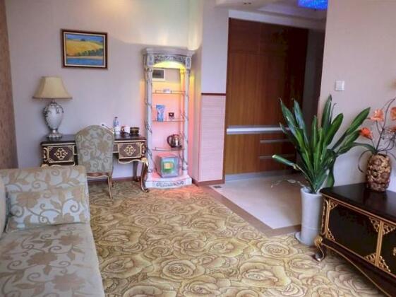 Happy Holiday Inn - Photo3