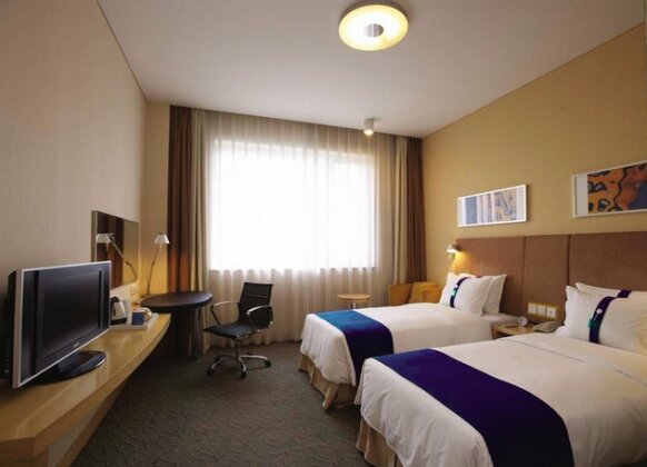 Holiday Inn Express Chengdu Tianfu - Photo5