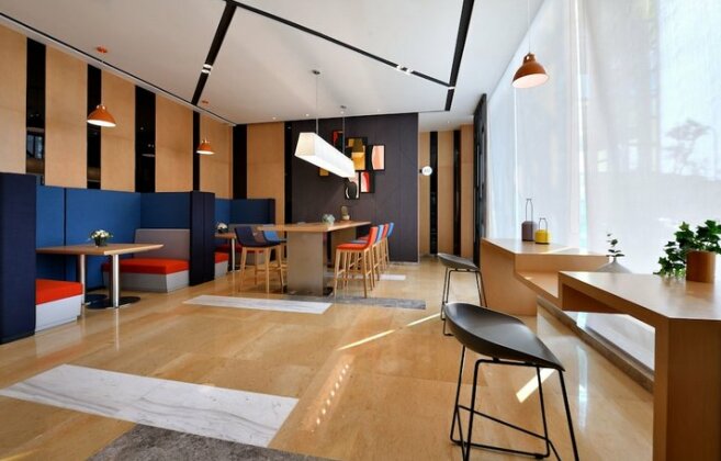Holiday Inn Express Chengdu Tianhe - Photo3