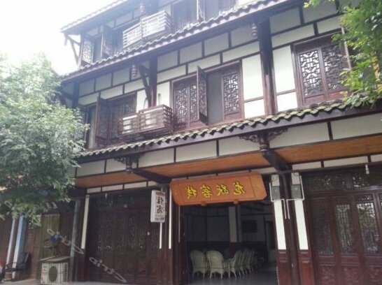 Huanglongxi Longyue Inn