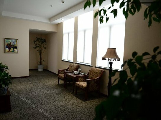 Jiefang Road Business Hotel - Photo2