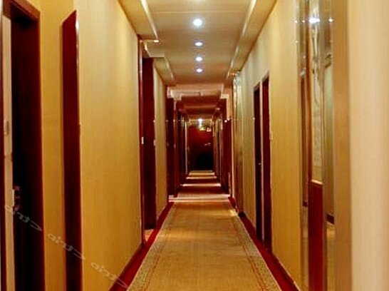 Jinli Holiday Hotel Chengdu - Photo2
