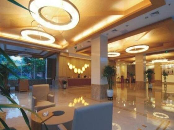 Jinrui Yangguang Hotel - Photo2