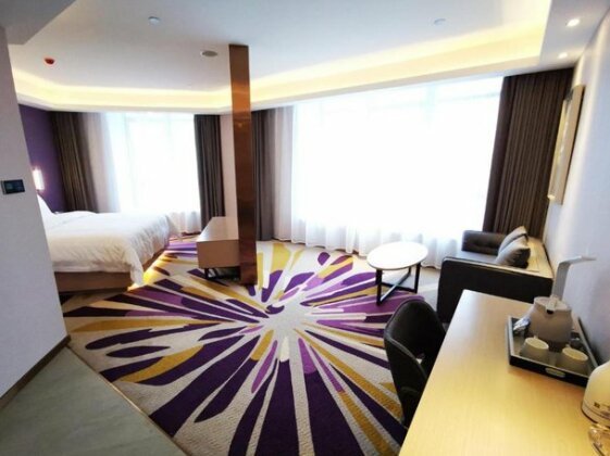 Lavande Hotel Chongzhou Wanda Plaza - Photo3