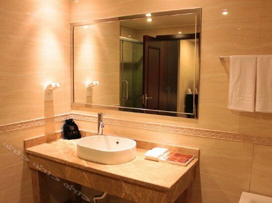 Longrui Hotel - Photo4