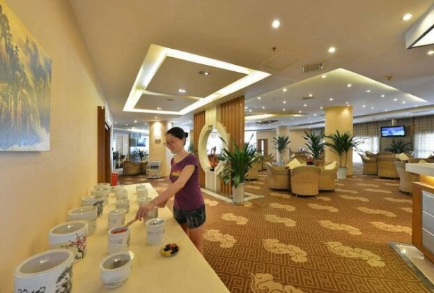 Lutianhua Hotel Kuan Zhai Alley - Photo2