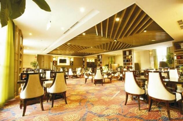 Lyhn International Hotel - Photo5