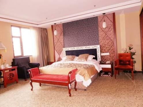 Monari Holiday Hotel