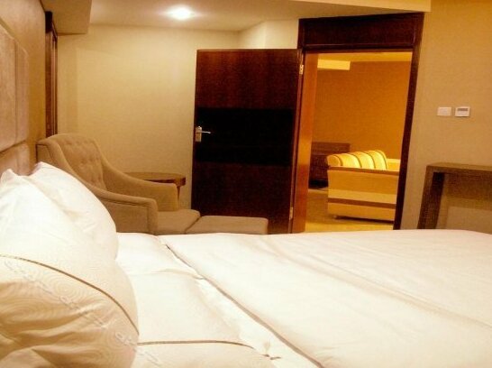 Phoenix Regalia Chain Hotel - Photo5