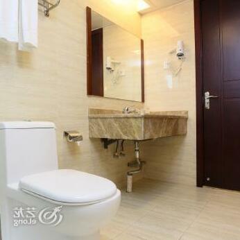 Qian He Hotel - Photo3