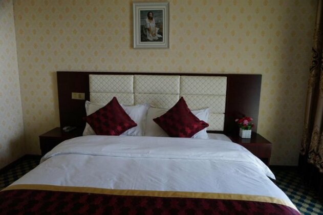 Ruihong Hotel - Photo2