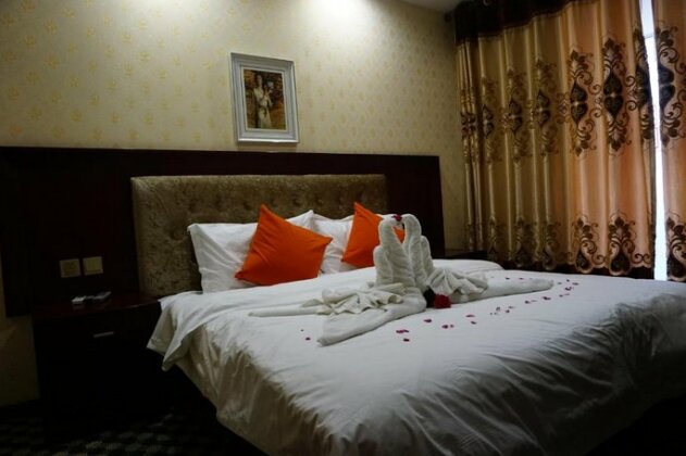Ruihong Hotel - Photo4