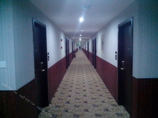 Sanwu Business Hotel - Photo3