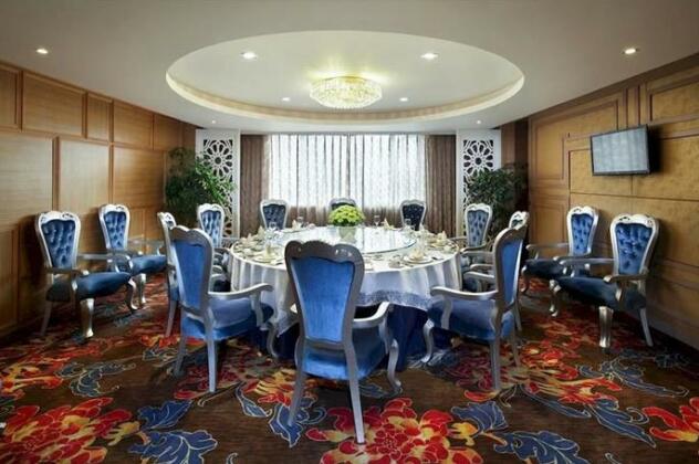 Sichuan Central Asian Hotel - Photo3