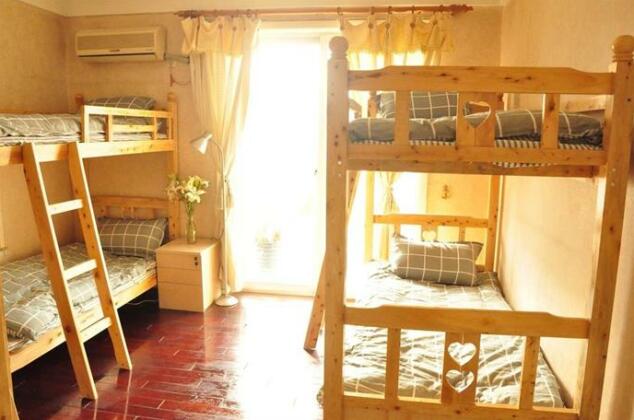 Sichuan Traveler's Youth Hostel - Photo3