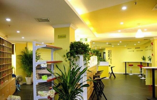 Simple Capsule Hotel Chengdu Railway Station Branch - Photo4