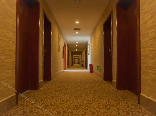 Starway Hotel Chengdu North Caotang Road - Photo4