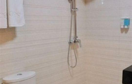 Super 8 Hotel Chengdu - Photo2