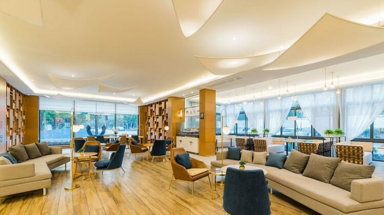 The Riverside Fairmont Hotel - Photo2