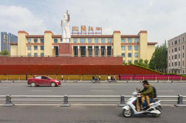 Xana Hotelle Chengdu East Railway Station Branch - Photo2