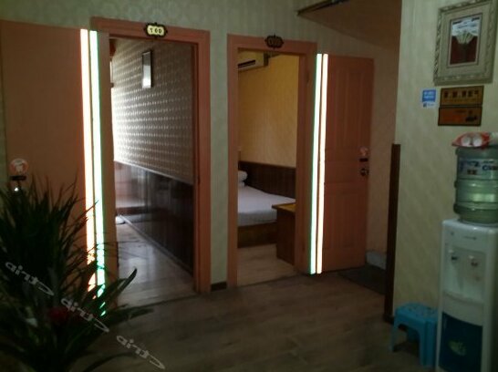 Yijia Hostel Chengdu - Photo2