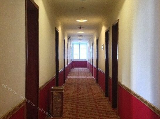 Yingbin Business Hotel Chengdu - Photo3