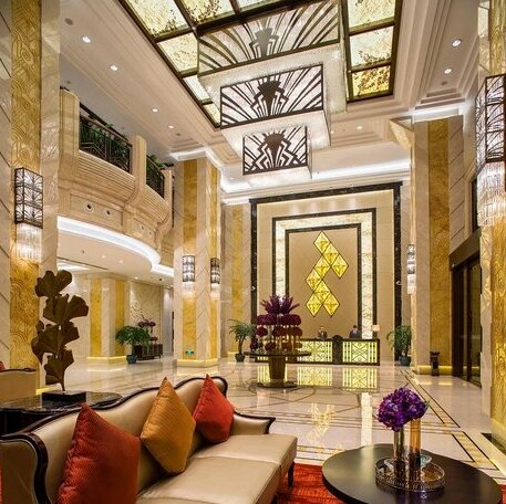 Zhixin Holiday Hotel - Photo2
