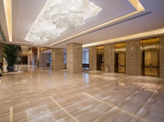 Royale Tower Hotel - Photo5