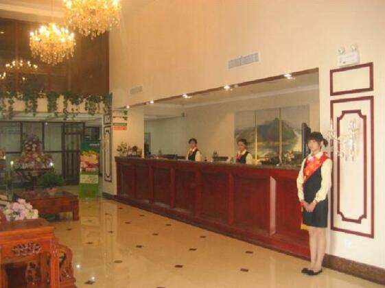 GreenTree Inn Chizhou South Yangtze River Road Express Hotel - Photo2