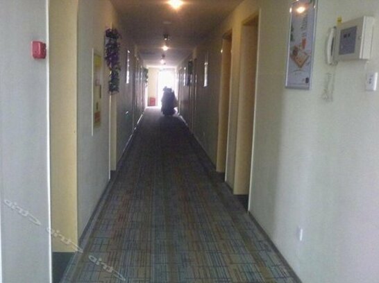 Chongqing Home Inn Daping Branch - Photo3