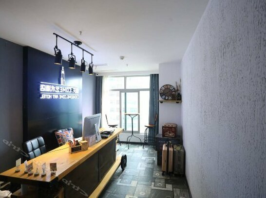 COME Art Hotel - Photo4