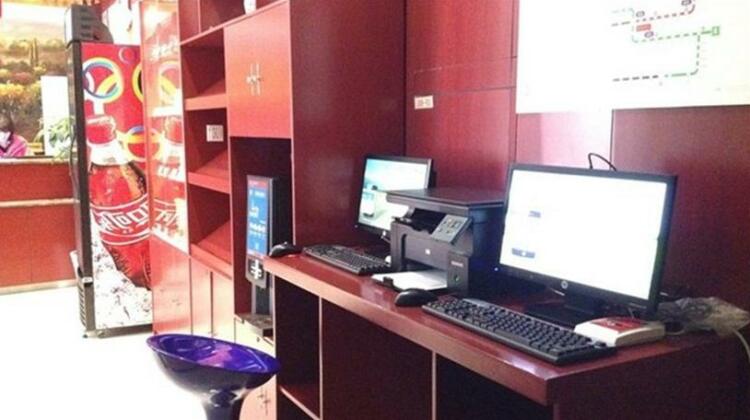 Hanting Hotel Yang Jia Ping Walk Street - Photo2