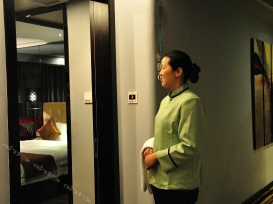 Honeycomb Hotel - Photo5