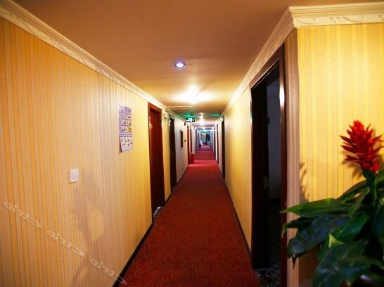Hongdu Business Hotel - Photo4