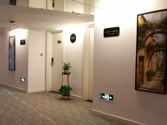 Hongtu Royal Business Hotel - Photo3