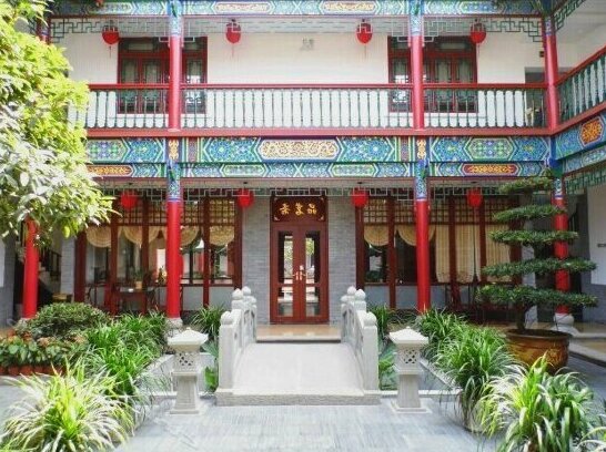 Liuhe Tongchun Hotel