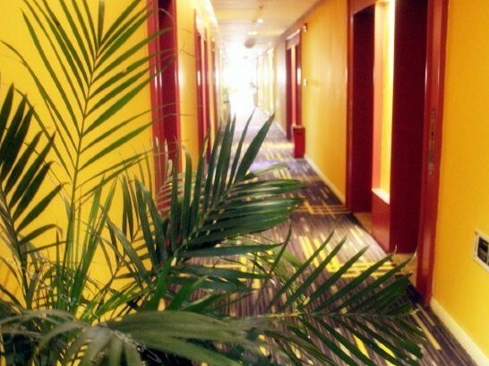Lvban Express Hotel - Photo4