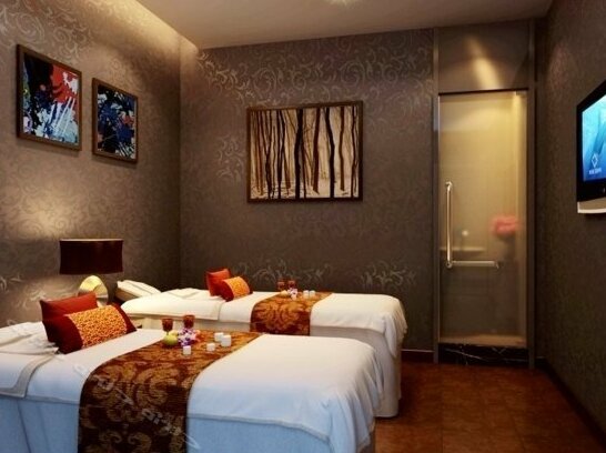 Meister Hotel - Photo4