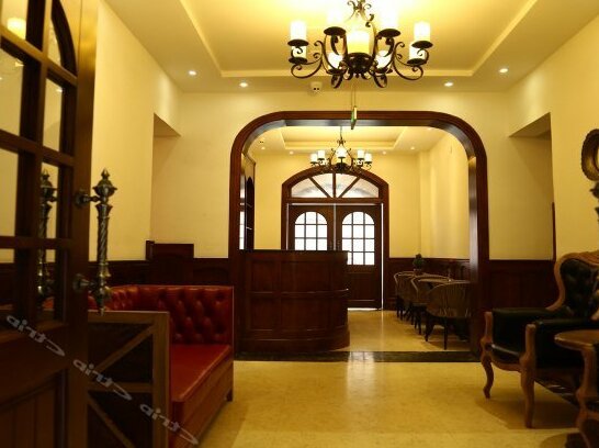Old Time Lily Hotel - Photo3
