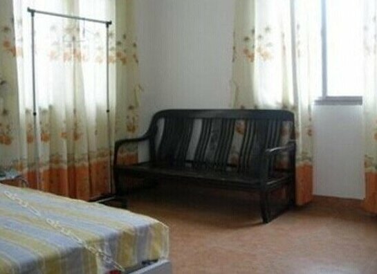 Qingyaju Family Hostel