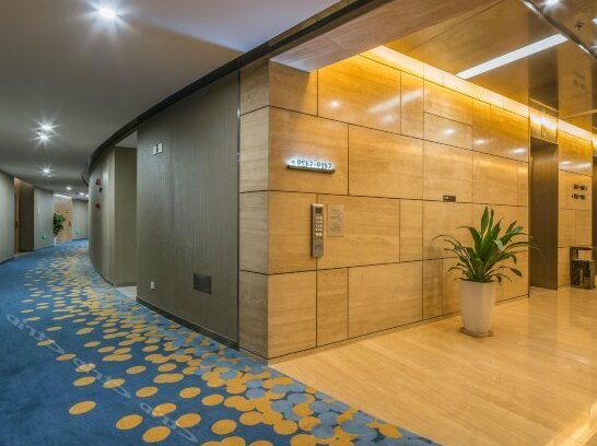 T-moon Hotel - Photo4